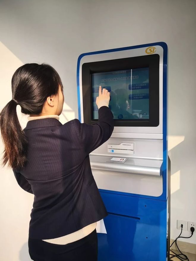 金华24小时套医保卡回收(24小时套医保卡回收什么意思)